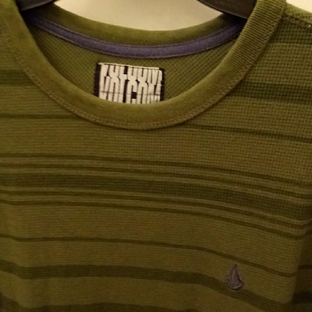 Volcom long sleve shirt.